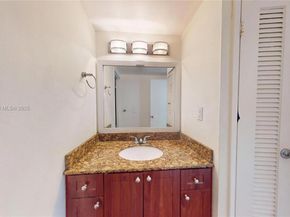 500 Three Islands Blvd L 25, Hallandale Beach FL 33009