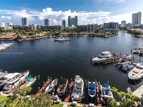 500 Three Islands Blvd L 25, Hallandale Beach FL 33009