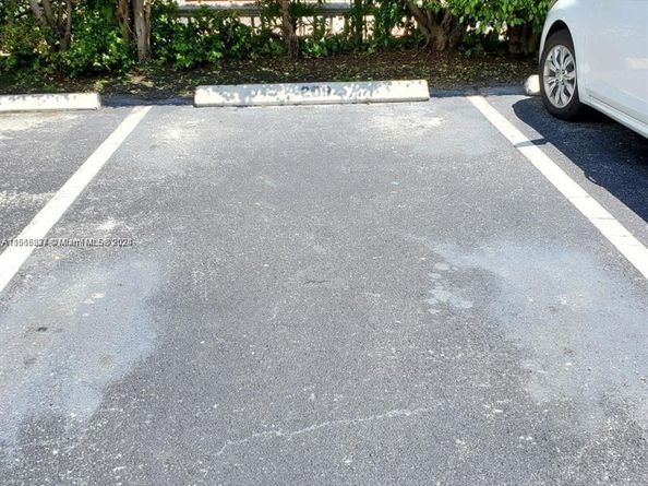 1185 Marseille Dr 209, Miami Beach FL 33141