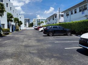1185 Marseille Dr 209, Miami Beach FL 33141