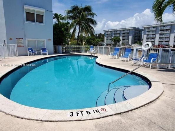 1185 Marseille Dr 209, Miami Beach FL 33141