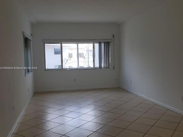 1185 Marseille Dr 209, Miami Beach FL 33141