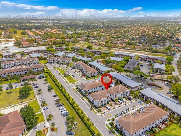 20865 NE 7th Ct, Miami FL 33179