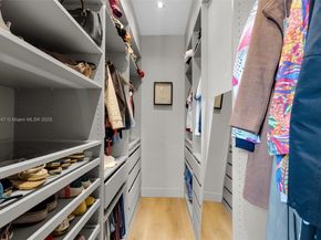 20865 NE 7th Ct, Miami FL 33179