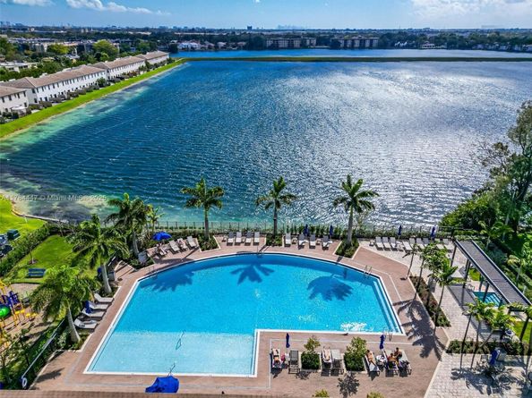 20865 NE 7th Ct, Miami FL 33179