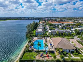 20865 NE 7th Ct, Miami FL 33179