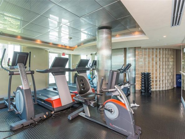 110 Washington Ave 1822, Miami Beach FL 33139