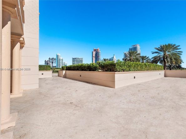 7112 Fisher Island Dr 7112, Miami Beach FL 33109