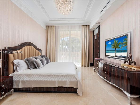 7112 Fisher Island Dr 7112, Miami Beach FL 33109