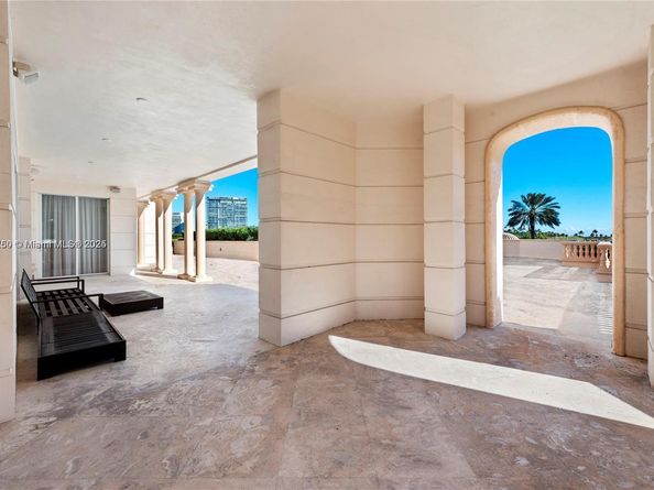 7112 Fisher Island Dr 7112, Miami Beach FL 33109