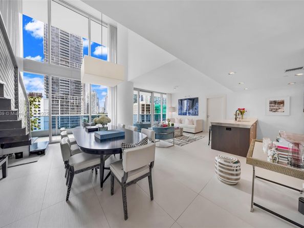 200 Biscayne Boulevard Way 904, Miami FL 33131