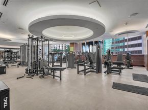 200 Biscayne Boulevard Way 904, Miami FL 33131