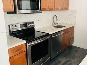 1035 West Ave PH01, Miami Beach FL 33139