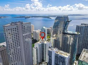 300 S Biscayne Blvd T2416, Miami FL 33131