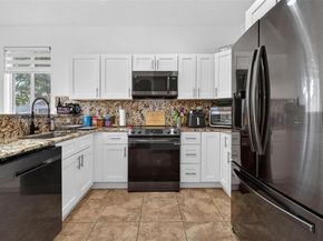 21143 SW 92nd Pl, Cutler Bay FL 33189