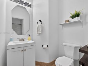 21143 SW 92nd Pl, Cutler Bay FL 33189