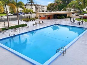 1200 Hillcrest Ct 306, Hollywood FL 33021