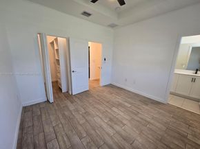 2705 SE 15th St, Homestead FL 33035