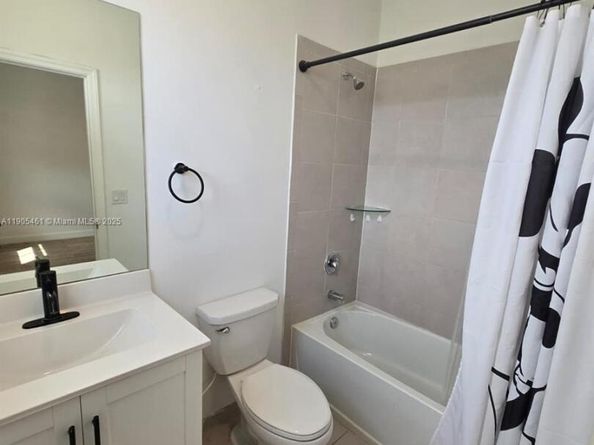 2705 SE 15th St, Homestead FL 33035