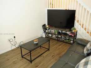 159 Hidden Ct Rd, Hollywood FL 33023