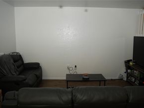 159 Hidden Ct Rd, Hollywood FL 33023