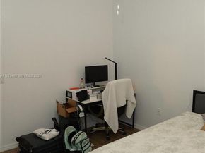 159 Hidden Ct Rd, Hollywood FL 33023