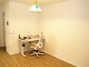 159 Hidden Ct Rd, Hollywood FL 33023