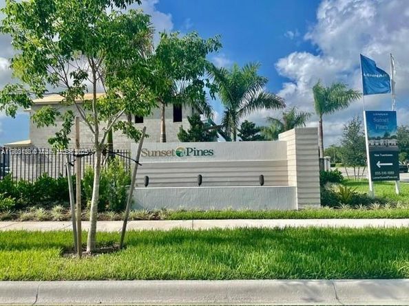 15929 SW 2nd Pl, Pembroke Pines FL 33027