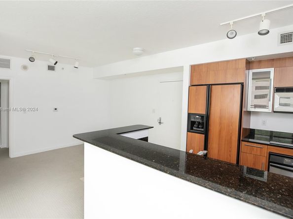 335 S Biscayne Blvd 1108, Miami FL 33131