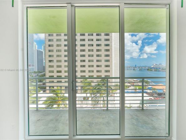 335 S Biscayne Blvd 1108, Miami FL 33131