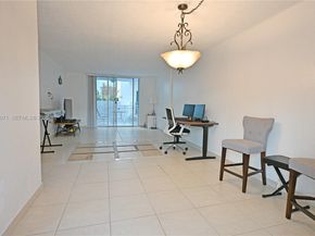947 Lenox Ave 203, Miami Beach FL 33139