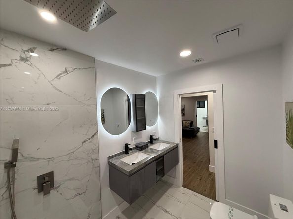 2918 SW 2nd St, Miami FL 33135