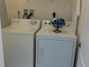 11050 NW 86th Ter ., Doral FL 33178