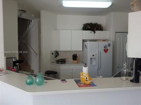 11050 NW 86th Ter ., Doral FL 33178