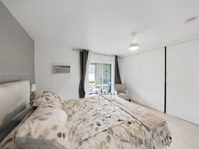 15610 NE 6th Ave 9B, Miami FL 33162