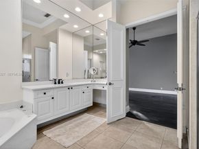 120 Villa Nueva Pl, Palm Beach Gardens FL 33418