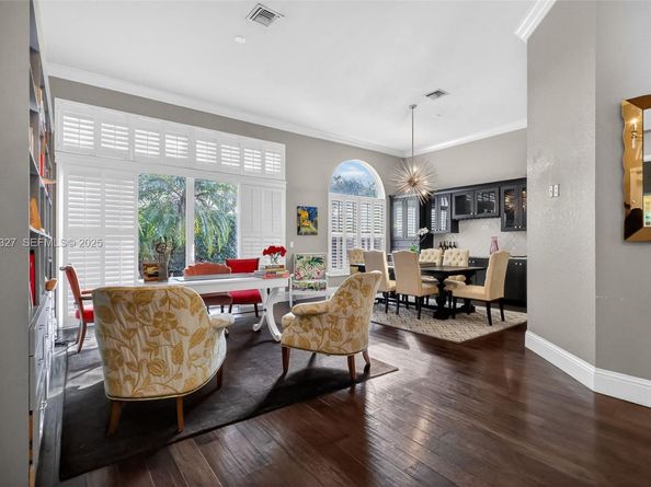 120 Villa Nueva Pl, Palm Beach Gardens FL 33418