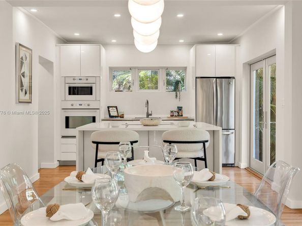 811 NE 71st St, Miami FL 33138