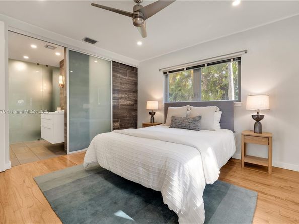 811 NE 71st St, Miami FL 33138