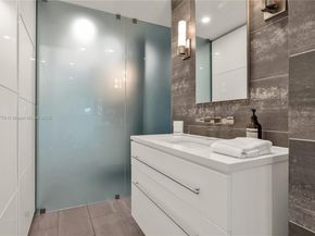 811 NE 71st St, Miami FL 33138