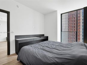 20 NE 11th St 4006, Miami FL 33132