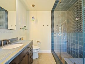 2100 NE 211th Ter., Miami FL 33179