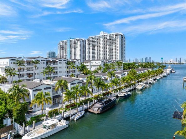 1415 Sunset Harbour Dr 406, Miami Beach FL 33139
