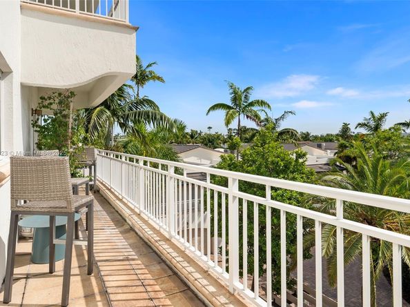 1415 Sunset Harbour Dr 406, Miami Beach FL 33139