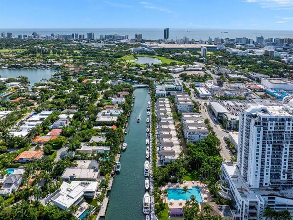1415 Sunset Harbour Dr 406, Miami Beach FL 33139