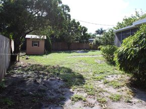 241 NE 55th St, Oakland Park FL 33334