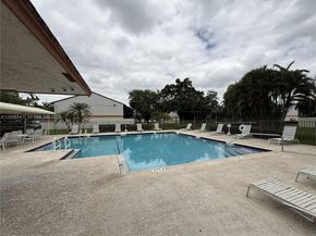 4220 SW 71st Way, Davie FL 33314