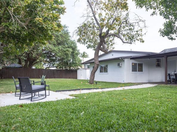 3411 SW 36th St, West Park FL 33023