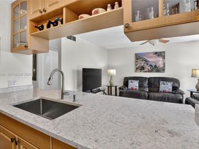 11254 NW 15th Ct, Pembroke Pines FL 33026