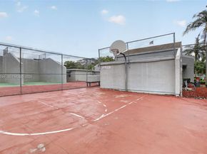 11254 NW 15th Ct, Pembroke Pines FL 33026